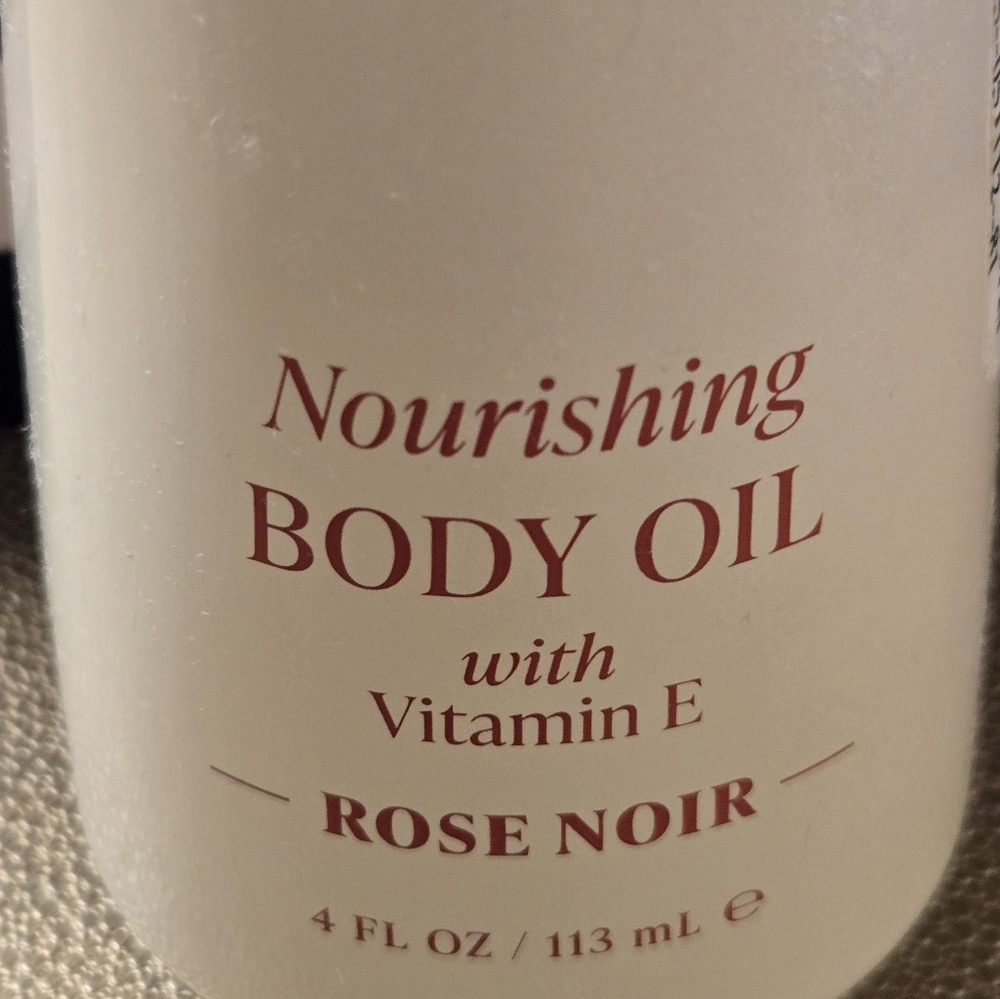 Body Oil - Picture 7 of 7